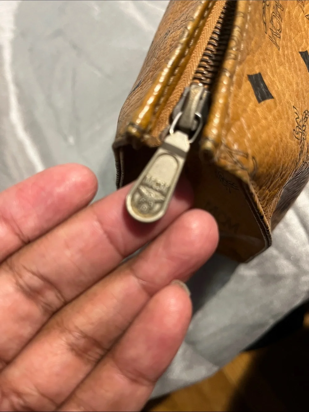 MCM Clutch - Picture 8 of 17
